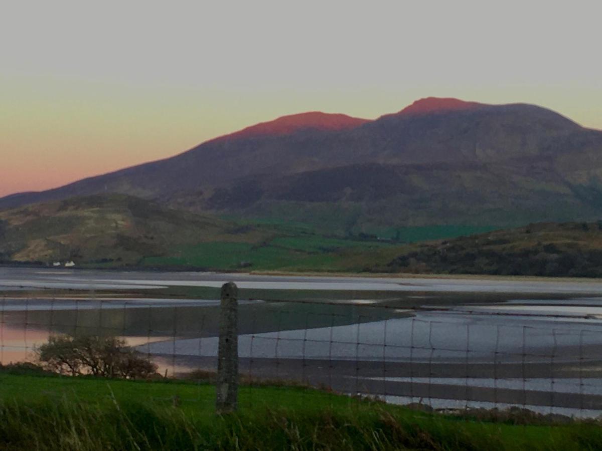 Mount Brandon Hostel Cloghane Exterior photo