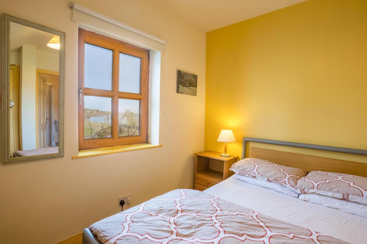 Mount Brandon Hostel Cloghane Exterior photo