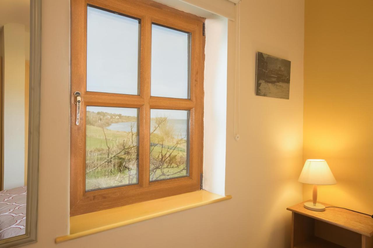 Mount Brandon Hostel Cloghane Exterior photo